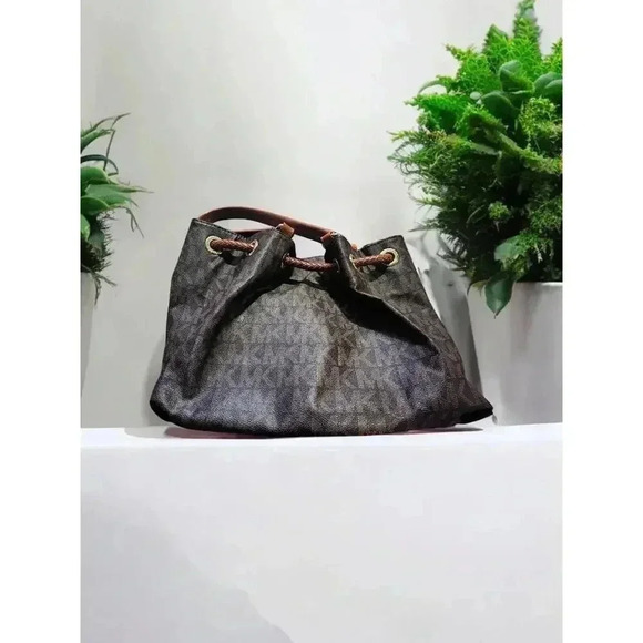 Michael Kors MARINA Signature Canvas Tassel Drawstring Large Hobo Bag - Picture 2 of 6